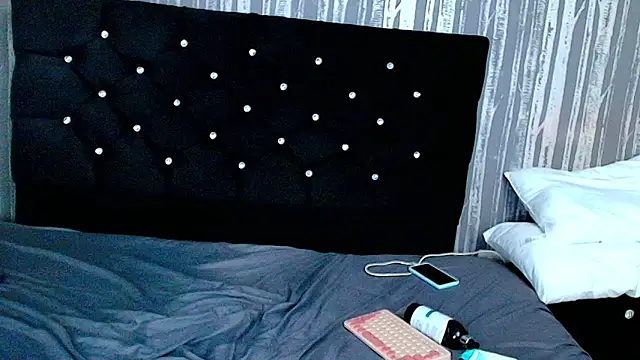 Alicee Moonn online show from February 2026 09:02:01 PM