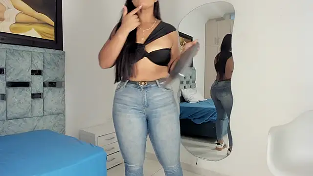 tamara lovv online show from November 2025 12:18:02 PM