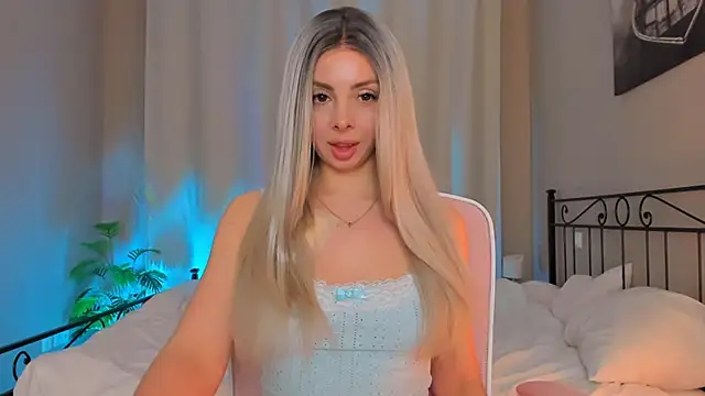 Snapshot of VelvetEliza chatting on October 2025 05:19:01 PM VelvetEliza online show from October 2025 05:19:01 PM