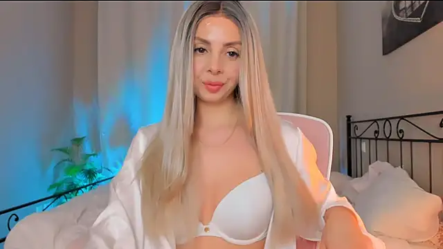 Snapshot of VelvetEliza chatting on October 2025 09:30:01 PM VelvetEliza online show from October 2025 09:30:01 PM