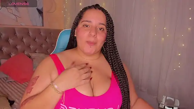 Snapshot of artemisa19 chatting on November 2025 08:09:02 PM artemisa19 online show from November 2025 08:09:02 PM