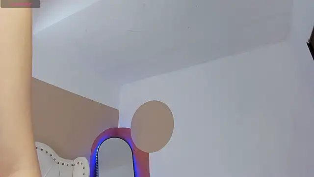 Alison Milk online show from November 2025 12:51:01 PM