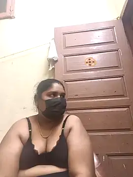 Villageanuty online show from November 2025 10:37:01 AM