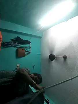 Villageanuty online show from January 2026 03:44:01 AM