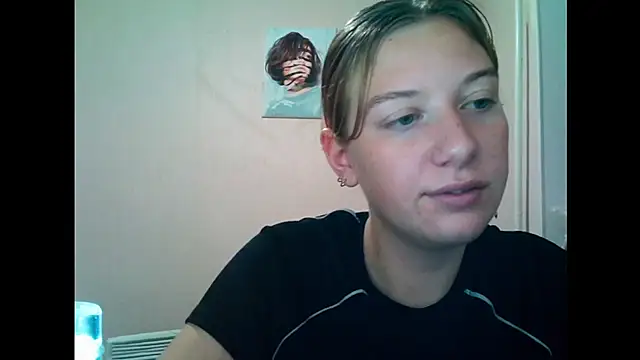 Lily Ember online show from September 2025 07:48:02 PM