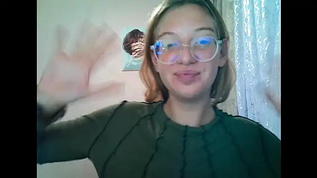 Lily Ember online show from September 2025 03:04:02 PM