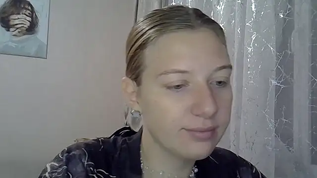 Lily Ember online show from October 2025 07:23:02 PM