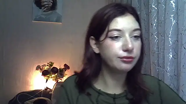 Lily Ember online show from October 2025 07:11:02 PM