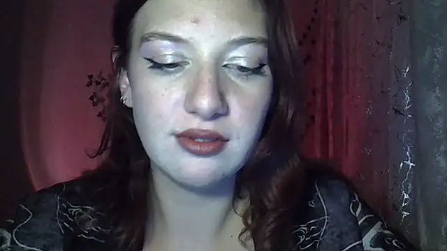 Lily Ember online show from October 2025 07:14:01 PM