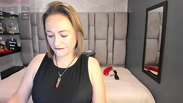 Snapshot of Charlot_milf chatting on May 2026 11:18:02 AM Charlot milf online show from May 2026 11:18:02 AM