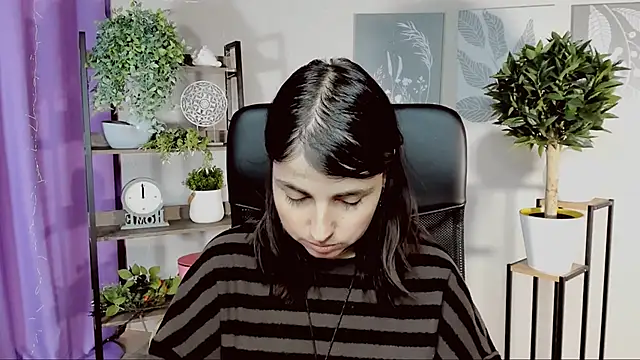 MartaEdams online show from March 2026 06:19:01 AM