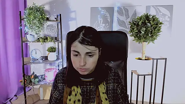 MartaEdams online show from April 2026 06:30:01 AM