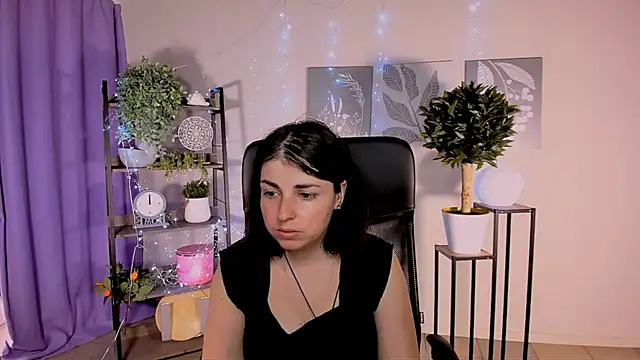 MartaEdams online show from May 2026 06:20:01 AM