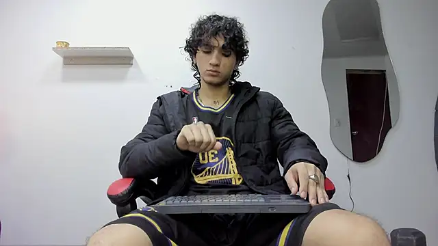 JackesTaylor online show from October 2025 04:57:02 AM