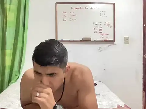 juicysmalls online show from December 2025 05:35:02 AM