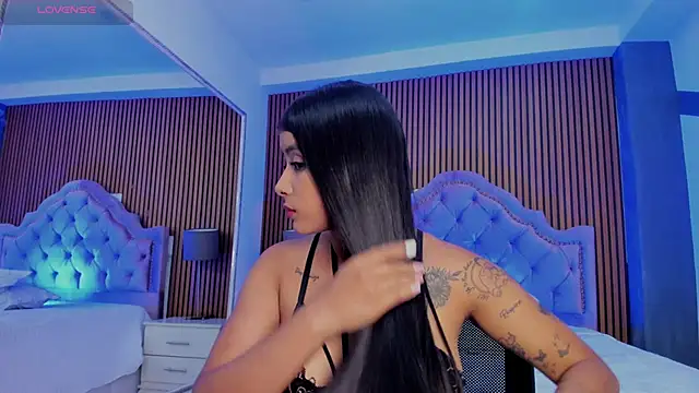 SelenaStonne online show from September 2025 07:48:02 PM