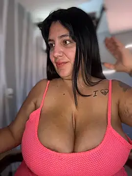 victoria amatista  online show from April 2026 08:06:02 PM