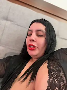victoria amatista  online show from June 2026 08:35:02 PM