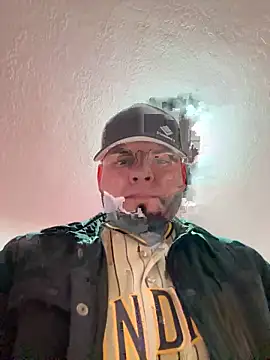 crazybarber69 online show from February 2026 07:01:02 PM