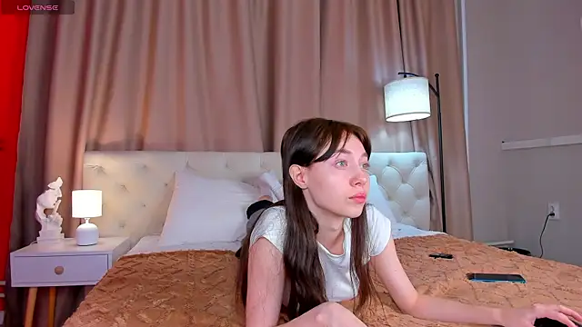 Snapshot of Skelerata chatting on September 2025 01:05:02 AM Skelerata online show from September 2025 01:05:02 AM