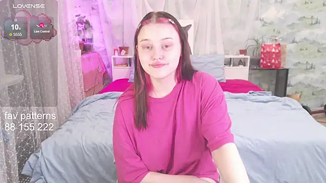 Snapshot of blissful_muse2 chatting on December 2025 10:15:02 PM blissful muse2 online show from December 2025 10:15:02 PM