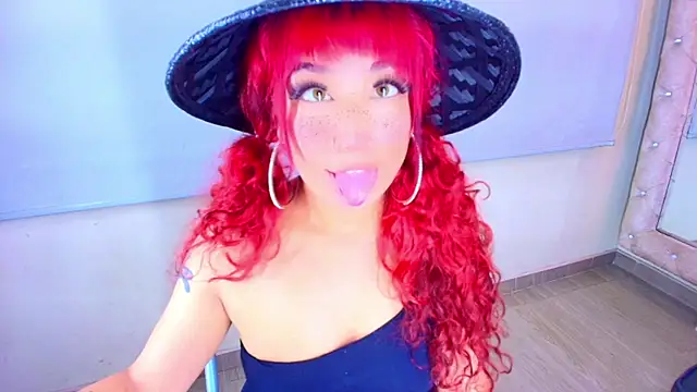 Snapshot of Soleil_66 chatting on June 2026 04:28:01 AM Soleil 66 online show from June 2026 04:28:01 AM