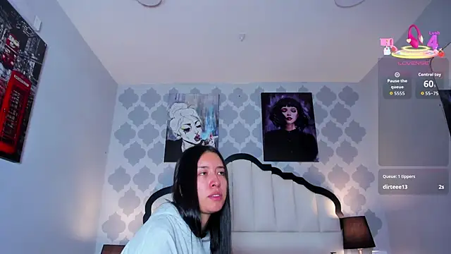 SarahMiler  online show from November 2025 02:37:02 PM