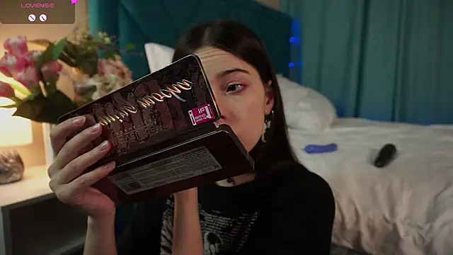 ywixos online show from March 2026 02:24:02 PM