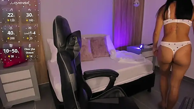 Snapshot of megara_x_ chatting on November 2025 03:17:02 AM megara x online show from November 2025 03:17:02 AM