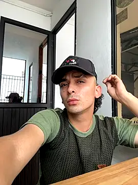 Snapshot of Jacobs0 chatting on October 2025 06:58:01 PM Jacobs0 online show from October 2025 06:58:01 PM