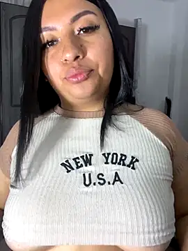 Snapshot of Issa_Santana chatting on September 2025 09:49:02 PM Issa Santana online show from September 2025 09:49:02 PM