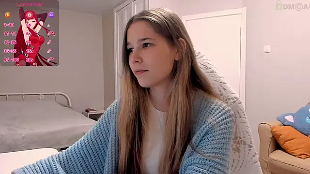 Snapshot of ValerieBubbles chatting on October 2025 12:33:02 AM ValerieBubbles online show from October 2025 12:33:02 AM