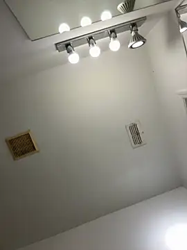 julio p online show from February 2026 04:53:02 AM