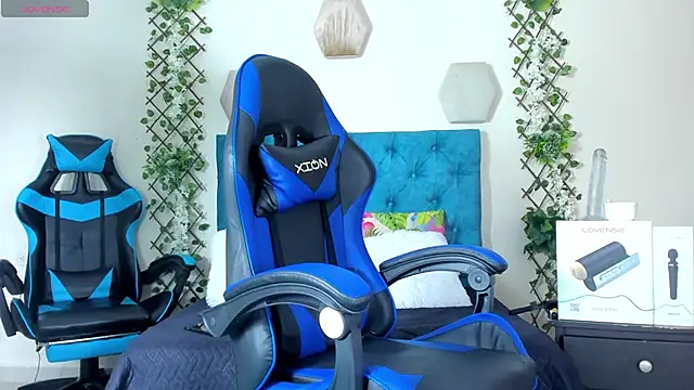 Snapshot of _taylor_black chatting on October 2025 03:13:01 PM  taylor black online show from October 2025 03:13:01 PM