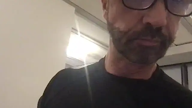 Snapshot of Zaak91190 chatting on November 2025 06:02:01 PM Zaak91190 online show from November 2025 06:02:01 PM