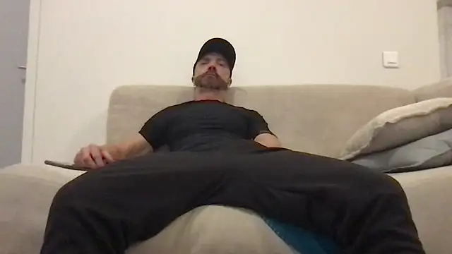 Snapshot of Zaak91190 chatting on November 2025 04:54:01 PM Zaak91190 online show from November 2025 04:54:01 PM