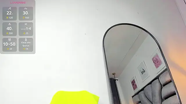 lianfox  online show from February 2026 01:18:02 PM