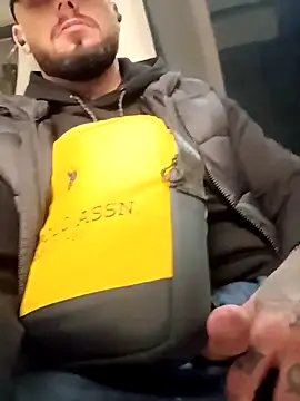 Snapshot of Barber33zk chatting on September 2025 02:48:01 AM Barber33zk online show from September 2025 02:48:01 AM