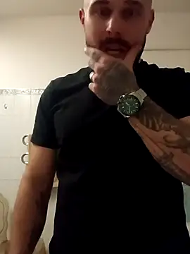 Snapshot of Barber33zk chatting on October 2025 12:52:02 AM Barber33zk online show from October 2025 12:52:02 AM