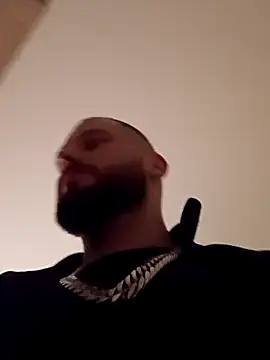 Snapshot of Barber33zk chatting on October 2025 11:48:02 PM Barber33zk online show from October 2025 11:48:02 PM