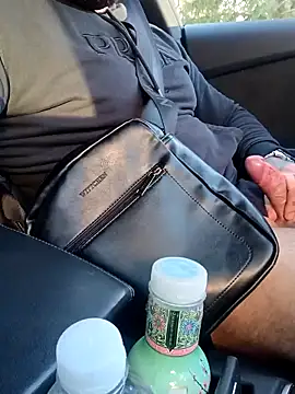 Snapshot of Barber33zk chatting on October 2025 06:43:02 AM Barber33zk online show from October 2025 06:43:02 AM