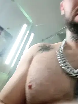 Snapshot of Barber33zk chatting on November 2025 06:35:02 AM Barber33zk online show from November 2025 06:35:02 AM