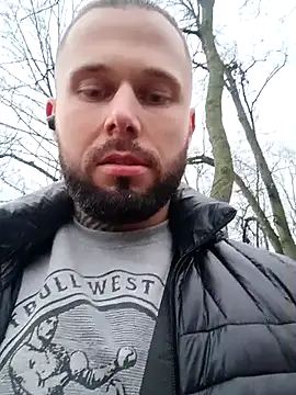 Snapshot of Barber33zk chatting on November 2025 06:02:02 AM Barber33zk online show from November 2025 06:02:02 AM