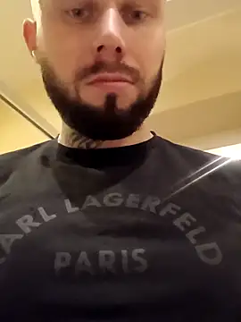 Snapshot of Barber33zk chatting on November 2025 05:01:02 PM Barber33zk online show from November 2025 05:01:02 PM