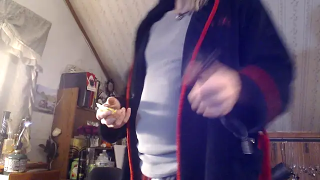 Snapshot of thejuicybacon chatting on May 2026 10:10:01 AM thejuicybacon online show from May 2026 10:10:01 AM