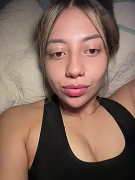 Snapshot of MissCat_ chatting on December 2025 02:09:02 AM MissCat online show from December 2025 02:09:02 AM