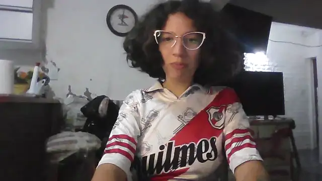 Snapshot of loliporomero chatting on November 2025 01:37:01 AM loliporomero online show from November 2025 01:37:01 AM