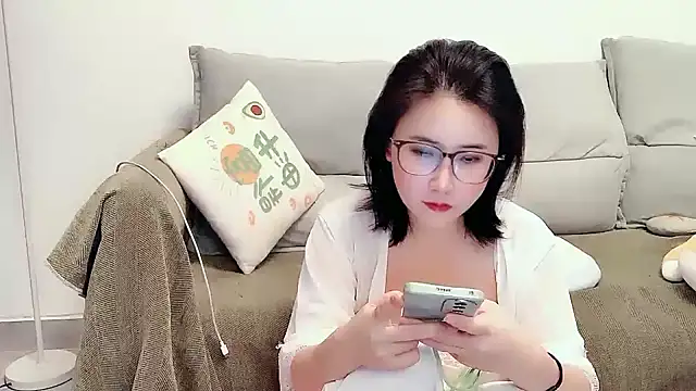 Snapshot of Rileyar1314 chatting on December 2025 01:49:02 PM Rileyar1314 online show from December 2025 01:49:02 PM