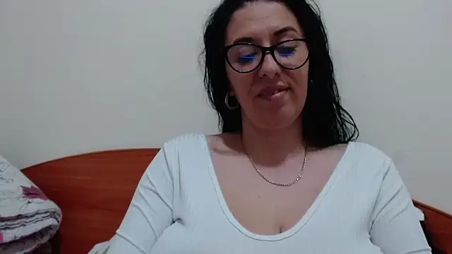 jollene online show from April 2026 01:48:02 PM