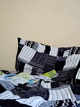 Snapshot of La_Cosita_69 chatting on October 2025 02:19:01 PM La Cosita 69 online show from October 2025 02:19:01 PM